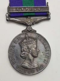 Original General Service Medal 1962 (GSM 1962) med spændet "CYPRUS"