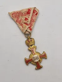Originalt Austria-Hungary – Golden Cross of Merit with Crown