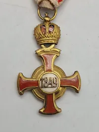 Originalt Austria-Hungary – Golden Cross of Merit with Crown
