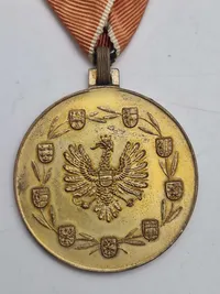 Original 1922-1938 Gold medal after/behind merit, pozlaceno
