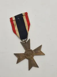 Originalt Kriegsverdienstkreuz 2. Klasse ohne Schwerter)