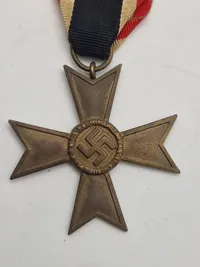 Originalt Kriegsverdienstkreuz 2. Klasse ohne Schwerter)