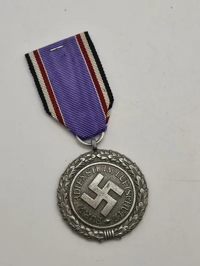 Originalt Luftschutz Ehrenzeichen ww2