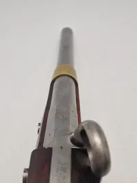 Dansk Ringhanepistol M.1848 Liege i mekanisk topstand