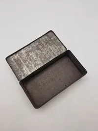 Original kagedåse med motiv af Kong Christian X og hustru
