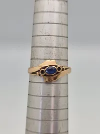 Fingerring af guld ??