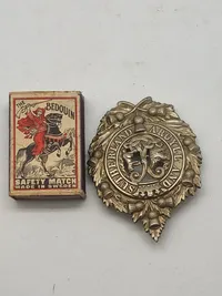 Originalt WW1/WW2  kasketmærke tilhørende Argyll and Sutherland Highlanders, et tidligere infanteriregiment i den britiske hær.