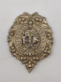 Originalt WW1/WW2  kasketmærke tilhørende Argyll and Sutherland Highlanders, et tidligere infanteriregiment i den britiske hær.