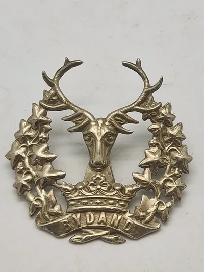 Originalt kepsmærke WW1/WW2  fra The Gordon Highlanders, et tidligere infanteriregiment i den britiske hær.