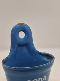 Original “Madam blå” beholder til soda