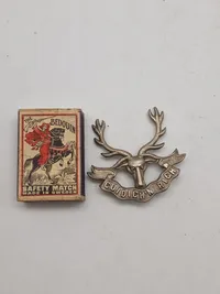 Originalt The Seaforth Highlanders – White Metal Cap Badge