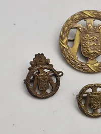 Samling originale militære idræts mærker