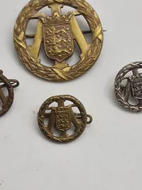 Samling originale militære idræts mærker
