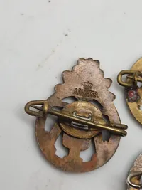 Samling originale militære idræts mærker