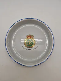 Søholm skål med og logo og tekst fra Politimesteren i Hillerød