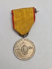 Originale  æresmedaljer fra forsvarets brevdue flyvning -guld sølv og bronce