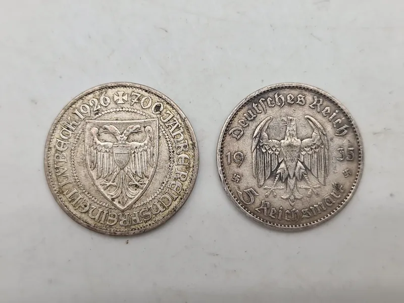 Originale tyske sølvmønter - bl.a. 5 Reichmark fra 1935 (bemærk de små hagekors)