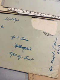 Stort lot originalt tysk feltpost - sendt til samme familie