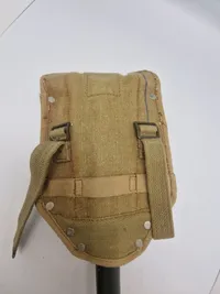 Original dansk anvendt feltspade med webbinghylster