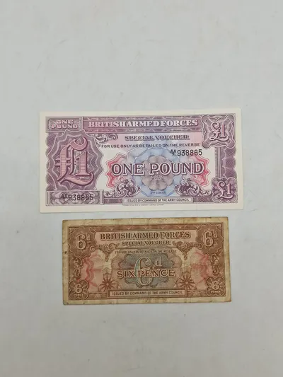 Originale banknote fra British Armed Forces, 2. serie, udstedt i 1948. Disse noter blev brugt som "Special Vouchers" af britiske væbnede styrker og var gyldige i kantiner mm.