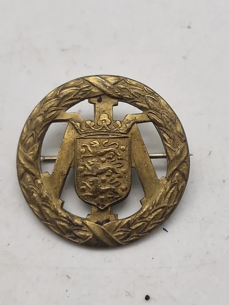 Originalt dansk militært idrætsmærke