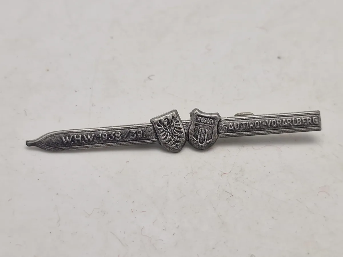 Original nål "Winterhilfswerk des Deutschen Volkes" (WHW) fra 1938/39, specifikt fra Gau Tirol-Vorarlberg.