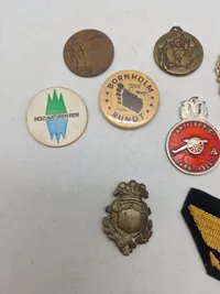 Lot diverse pins og nåle