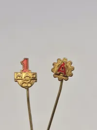Lot diverse pins og nåle
