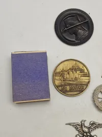 Lot diverse pins og nåle