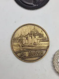 Lot diverse pins og nåle
