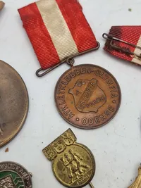 Samling pins og marker