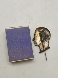 Original Kong Christian IX pin