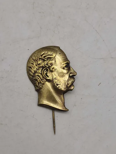 Original Kong Christian IX pin