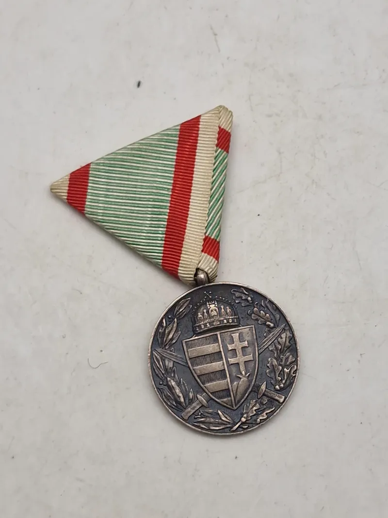 Original Hungarian War Commemorative Medal 1914-1918
