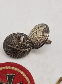 Lot Dansk  knapper mm. bla. kokarde Akademisk skyttekorps