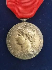 Original FRANCE - Médaille d'Honneur des AFFAIRES SOCIALES