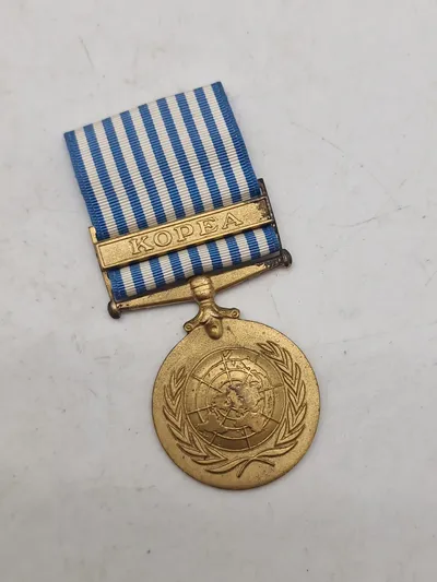 Græsk De Forenede Nationers Koreamedalje, også kendt som Korea-medaljen eller United Nations Service Medal "Korea”