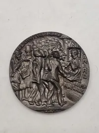 Original Lusitania-medaljon, som er en mindemedalje, der oprindeligt blev fremstillet i Tyskland i forbindelse med sænkningen af passagerskibet RMS Lusitania under Første Verdenskrig.