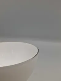 Holmegaard Cocoon skål i hvidt glas.