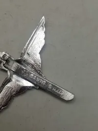 Lot originale britiske faldskærmsvinger mm.