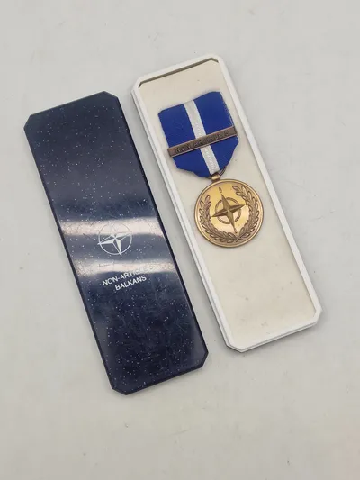 Original NATO Non-Artikel 5 Medalje
