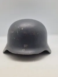 Original tysk M/40 hjelm, brugt efter krigen