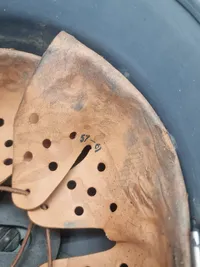 Original tysk M/40 hjelm, brugt efter krigen