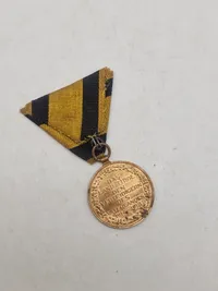 Original WW1 Austrian defence of Tirol medal