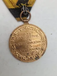 Original WW1 Austrian defence of Tirol medal