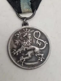 Original finsk mindemedalje for Frihedskrigen (Vapaussodan muistomitali), som blev indstiftet den 10. september 1918 af det finske senat.
