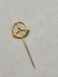 Mercedes pin 14 karat guld og safir for 1.000.000 Km