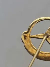 Mercedes pin 14 karat guld og safir for 1.000.000 Km