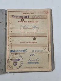 Originalt tysk Kriegsmarine wehrpas, godt udfyldt