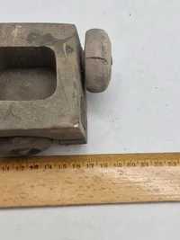 Original træ legetøjs bil lavet som Willys Jeep lige efter WW2